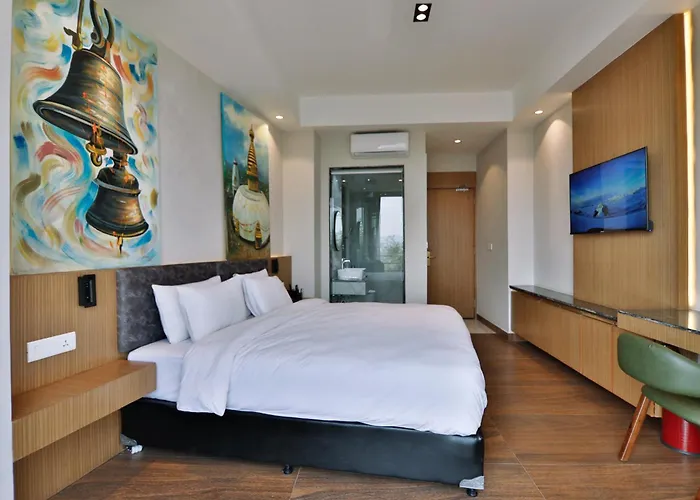 Hotel Lakhey