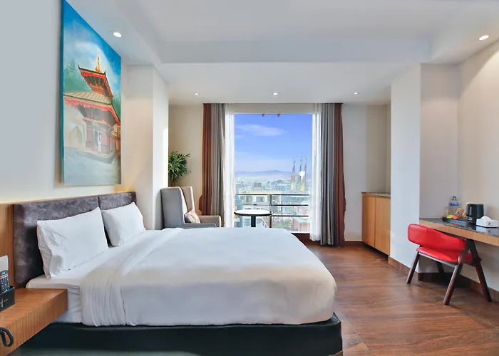 Hotel Lakhey 4*