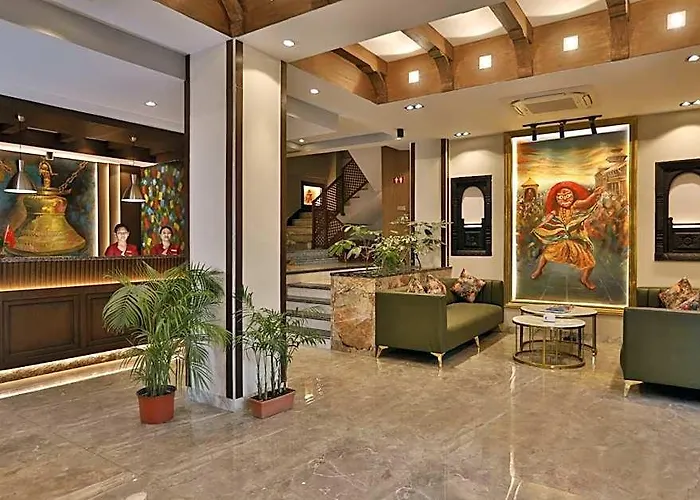 Hotel Lakhey